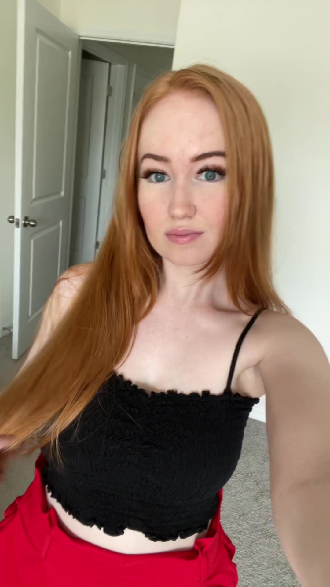 @AshleyandKayley