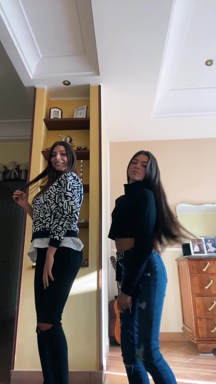 @👧🏻
