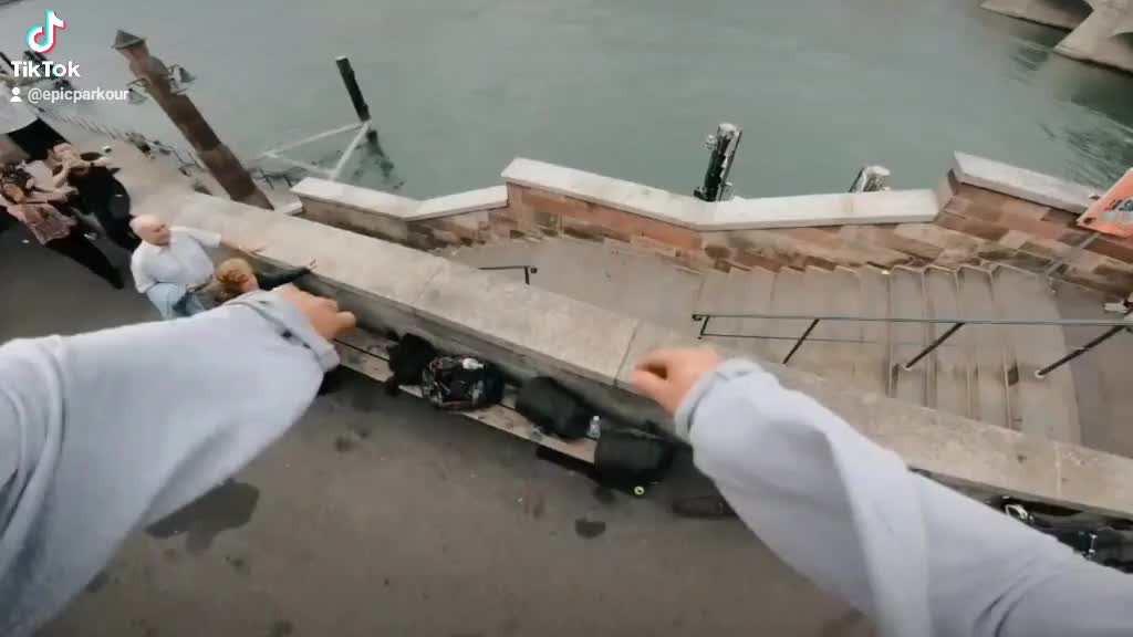 @EPIC PARKOUR