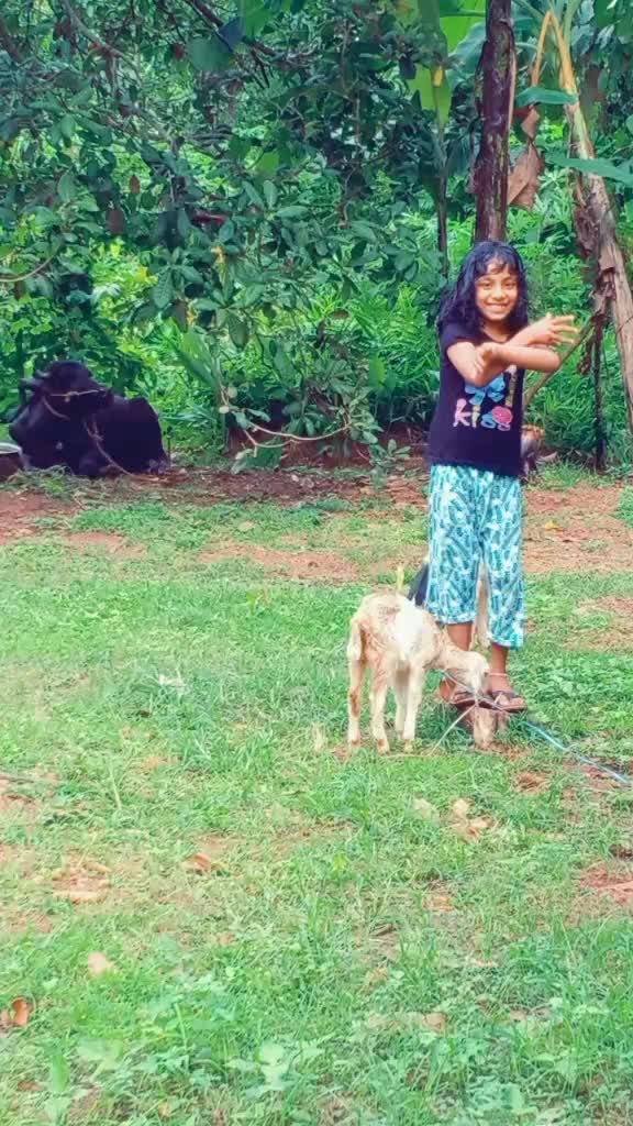 @പാവുമ്പാക്കാരൻ