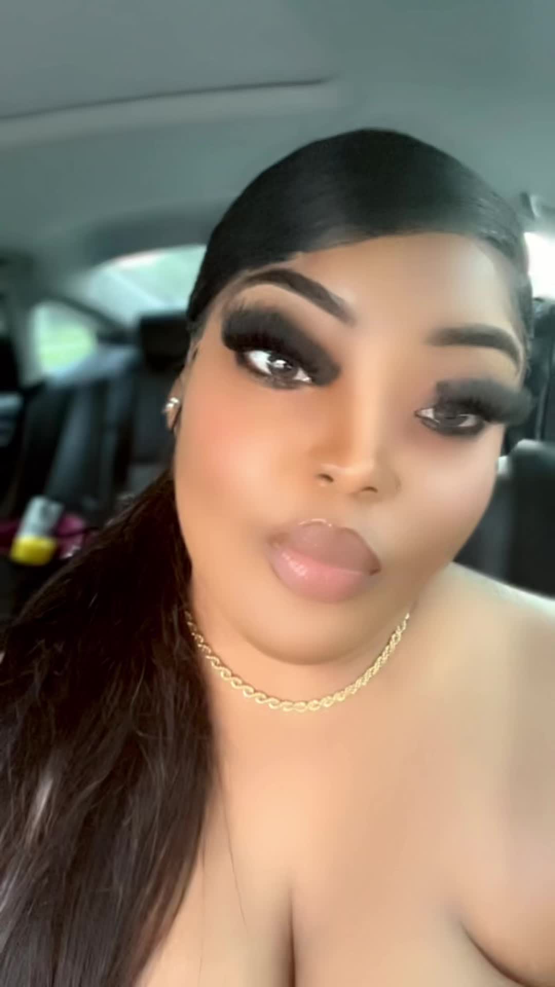 @Älïäh la femme d’affaires