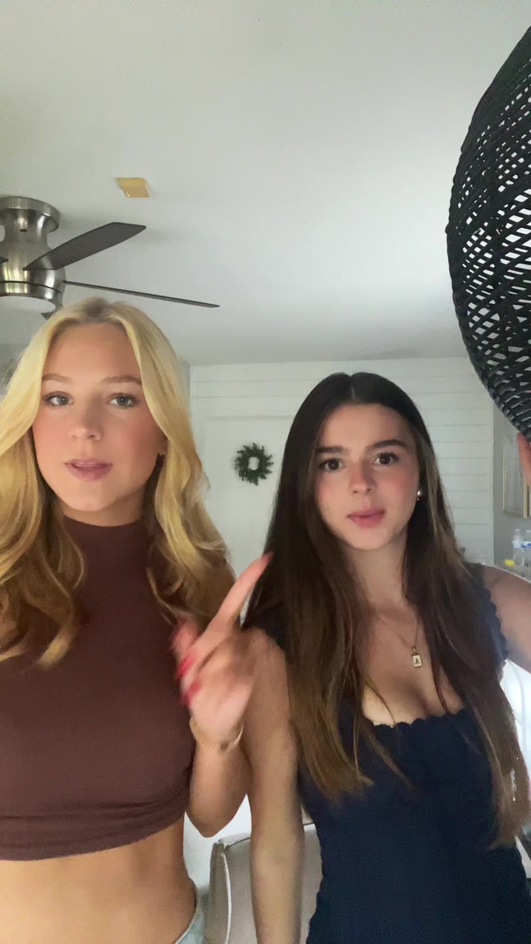 @adubs