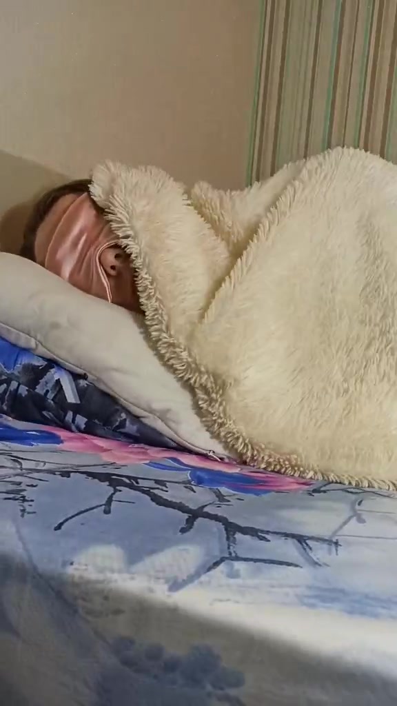 @Аллочка 🖤