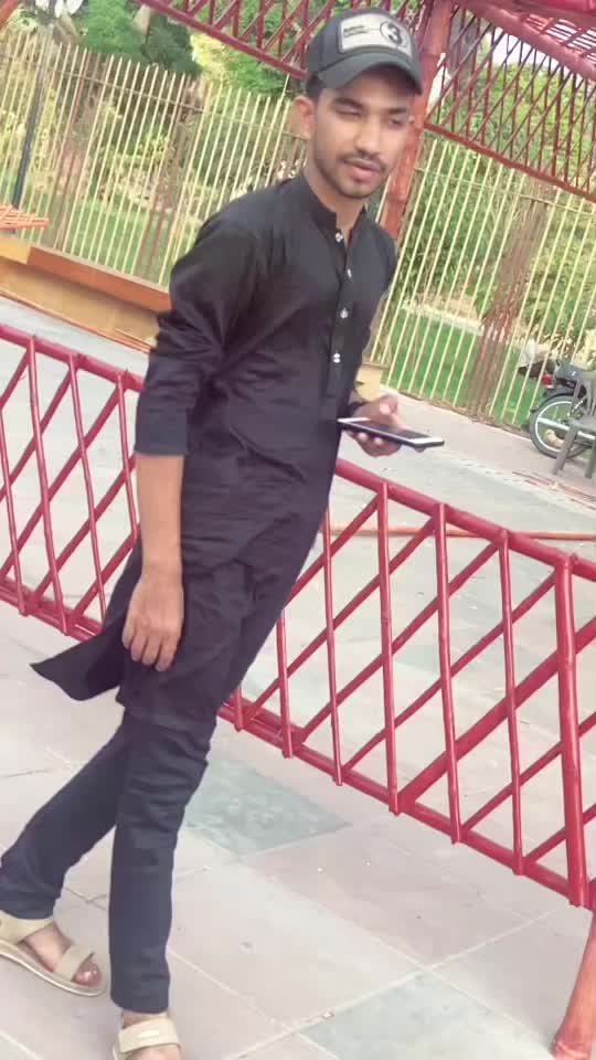 @Ali_Ak