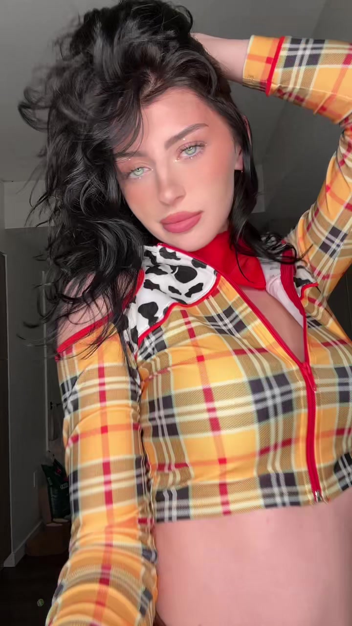 Victoria (@adventureswvic_) - Urlebird