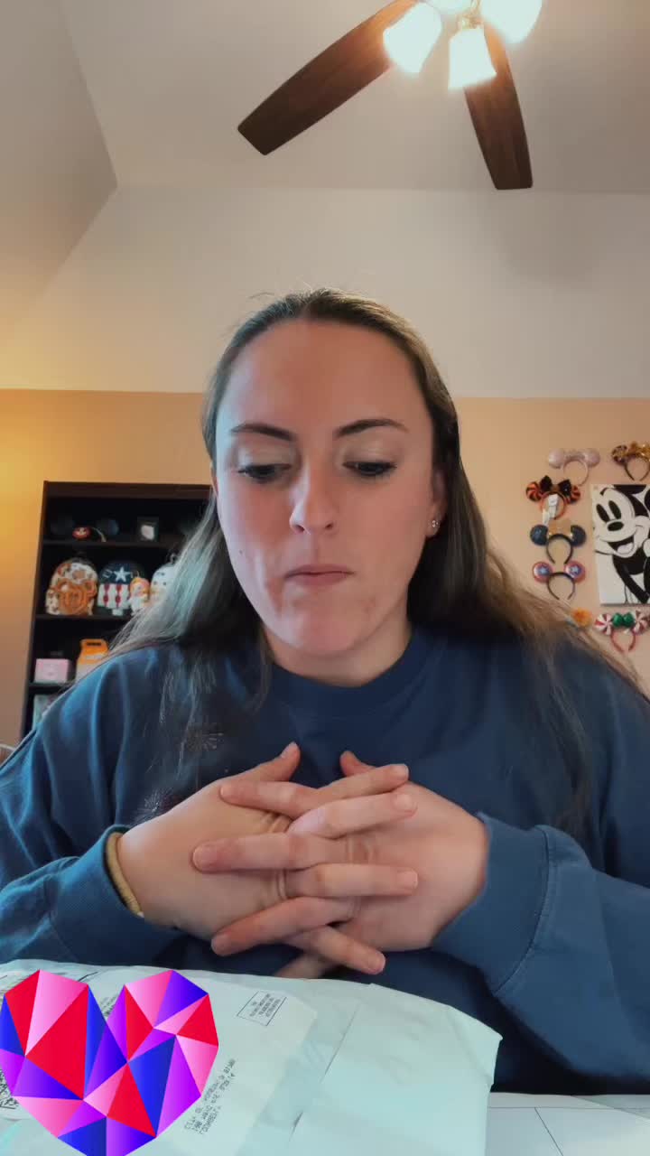 @lauren.v