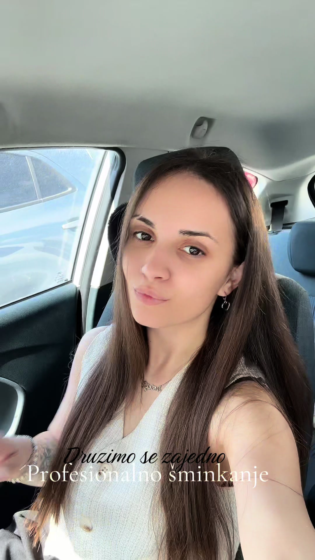 @leonoraaaa1