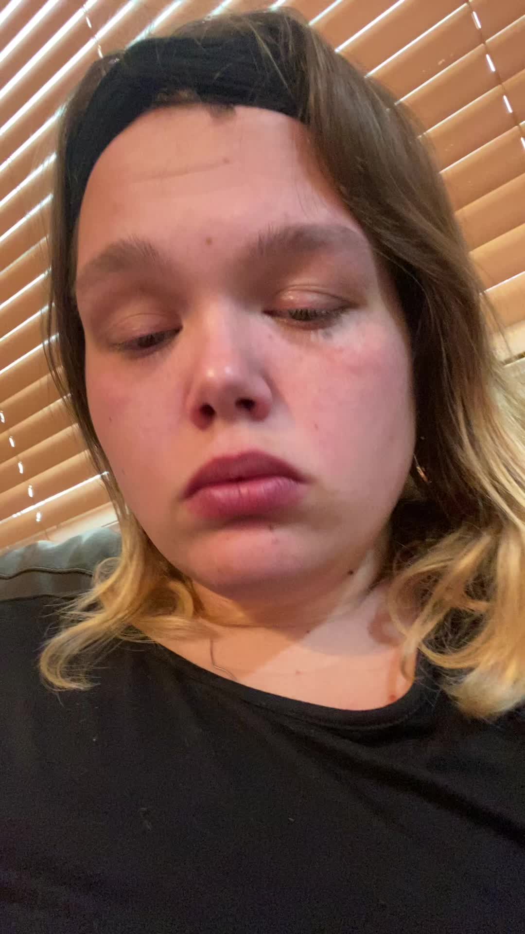 @JoJo🥰