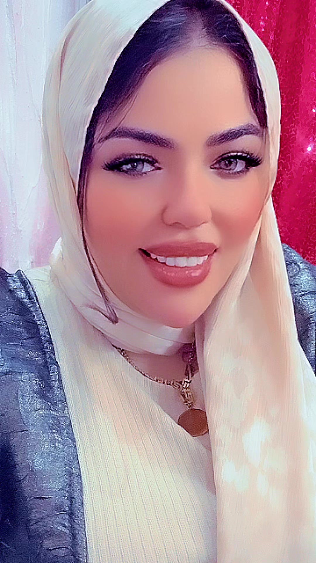 @Donia Yasser make-up artist
