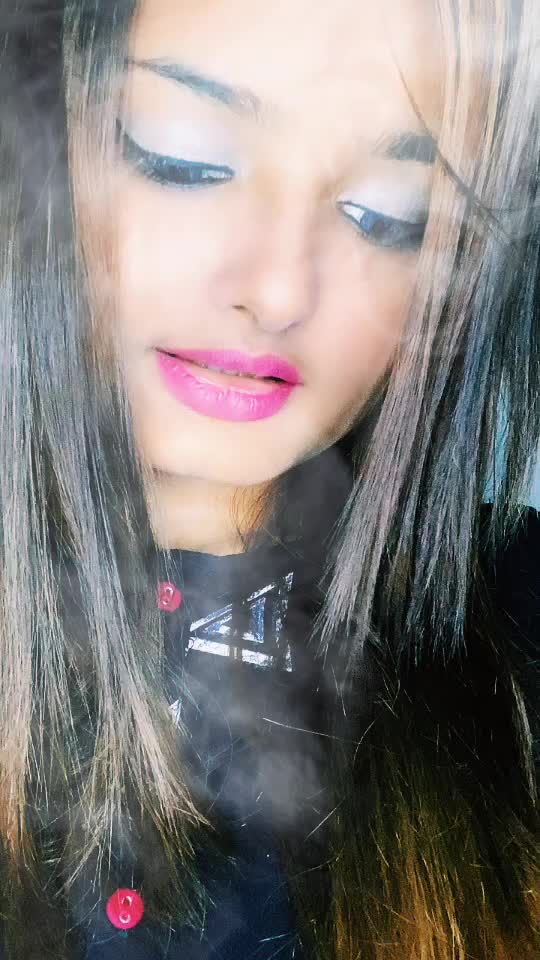 @krisha__parikh 👑💋