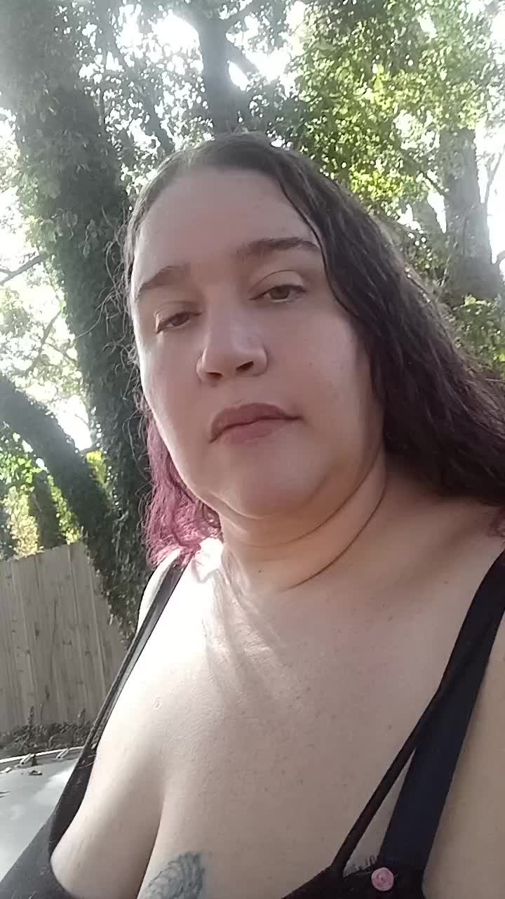 @Angela lopez