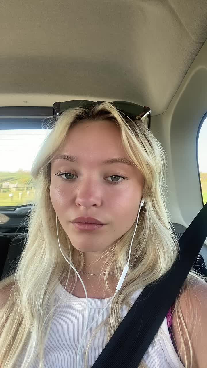 @Océ✨🍯🥂