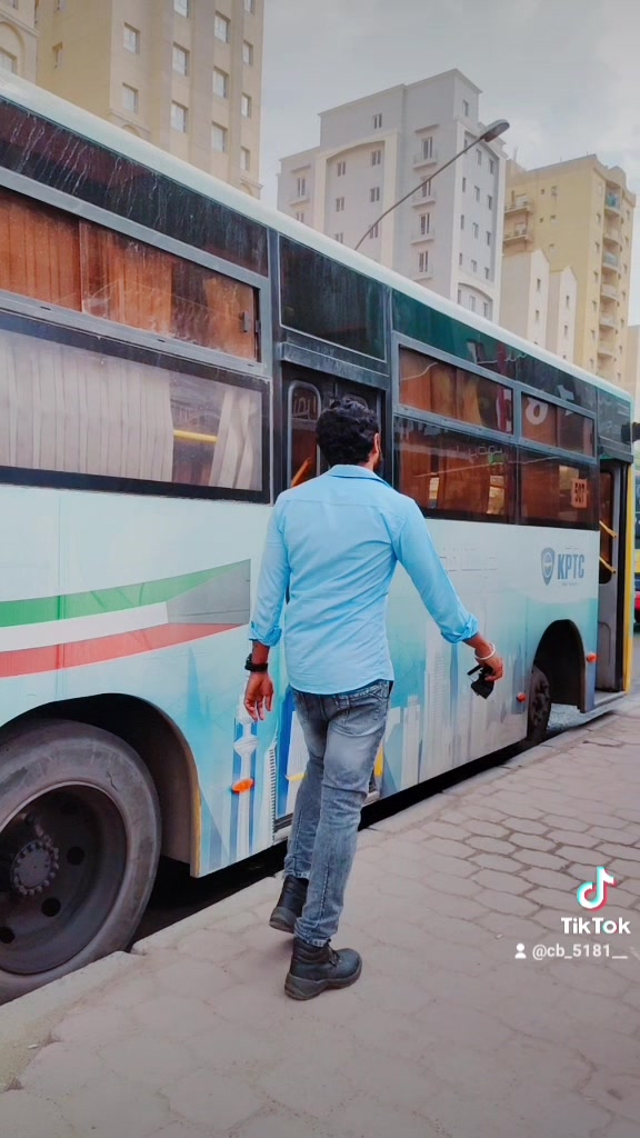 @അധോലോകക്കാരൻ