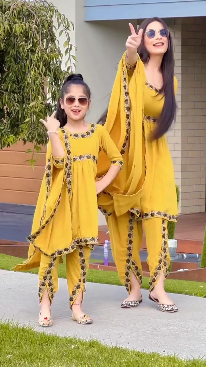 @Divya kaur bawa