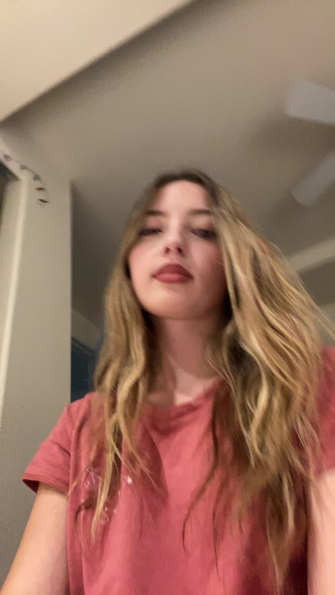 @Ellie