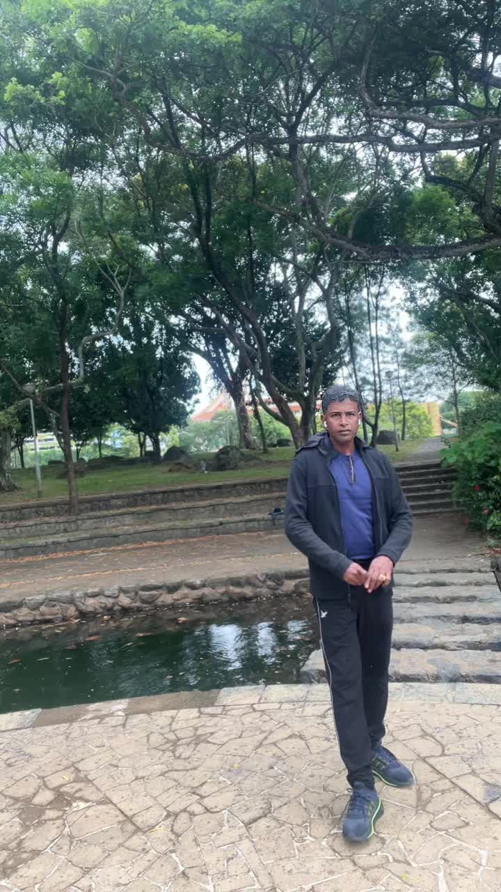 @shanmugass08