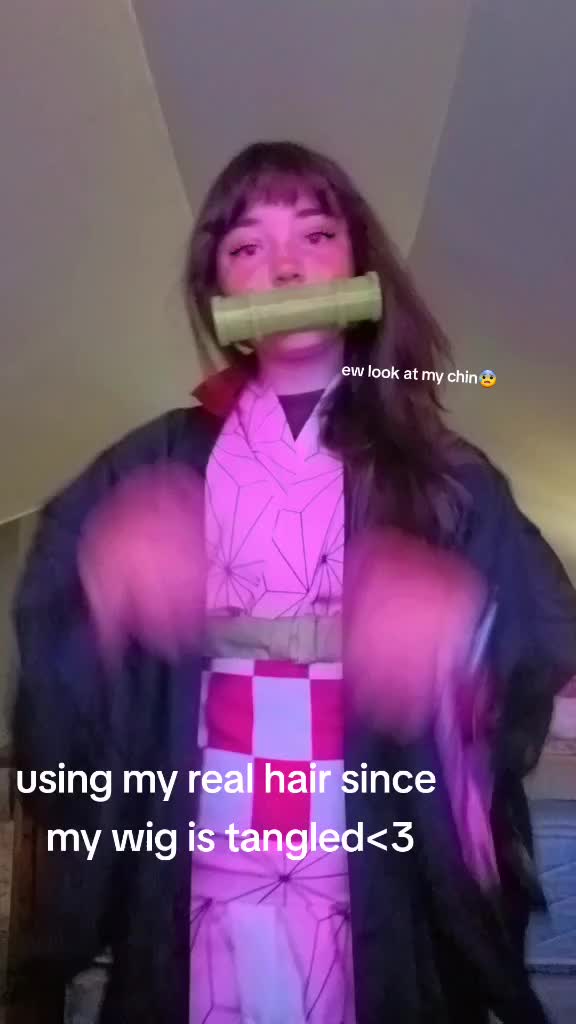 @﹒⪩⪨﹒
