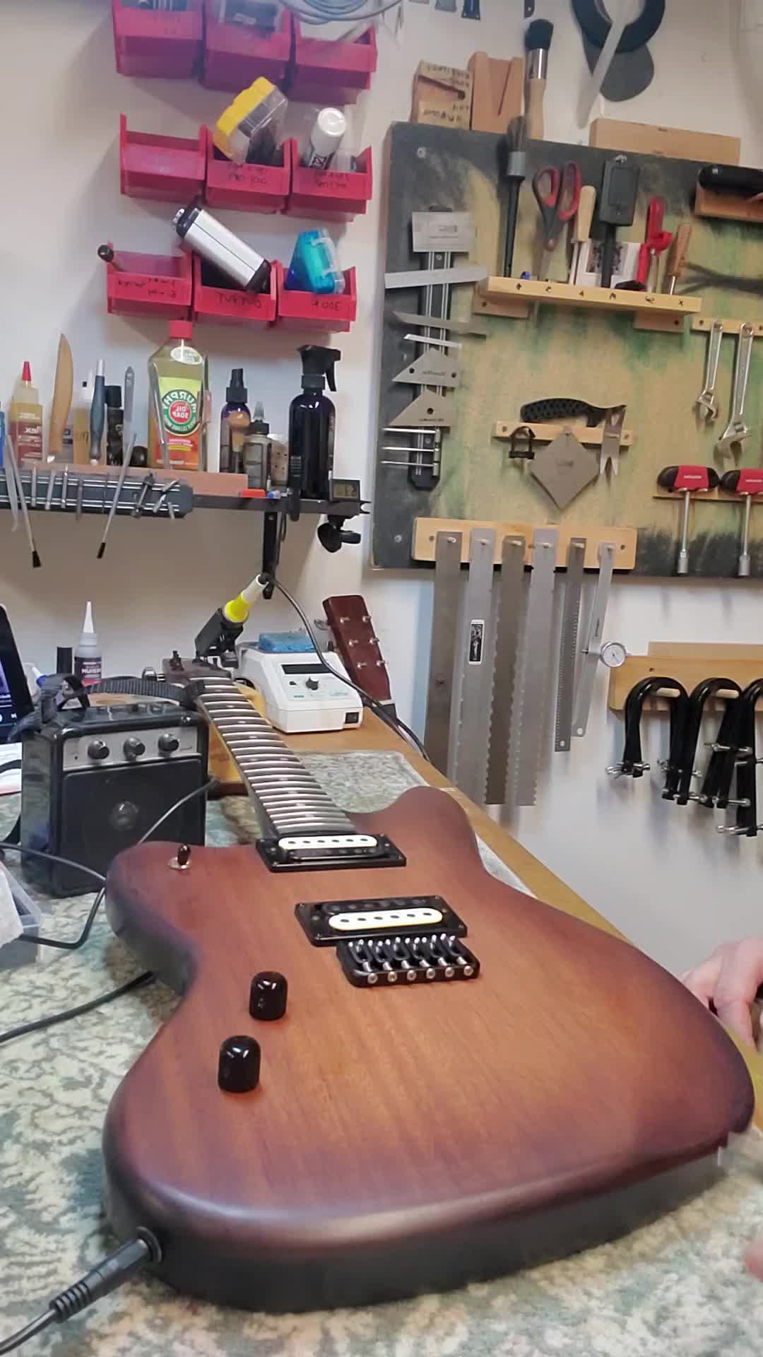 @Taftys Guitars