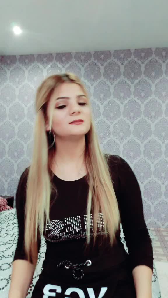 @esmeraldamitkova