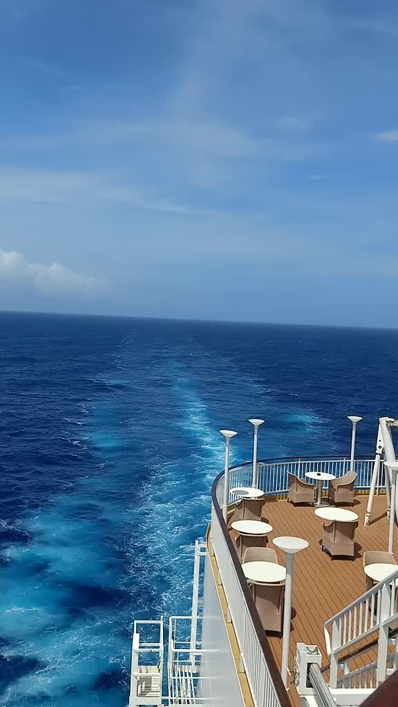 @hellolizSEA⚓