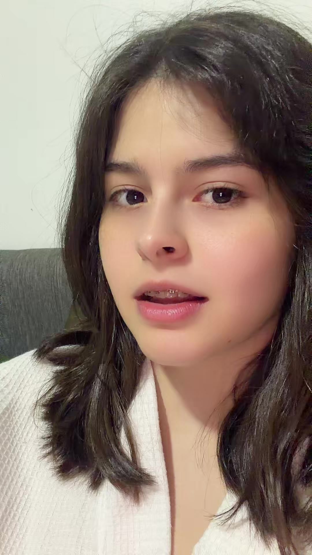 @luceroanahit