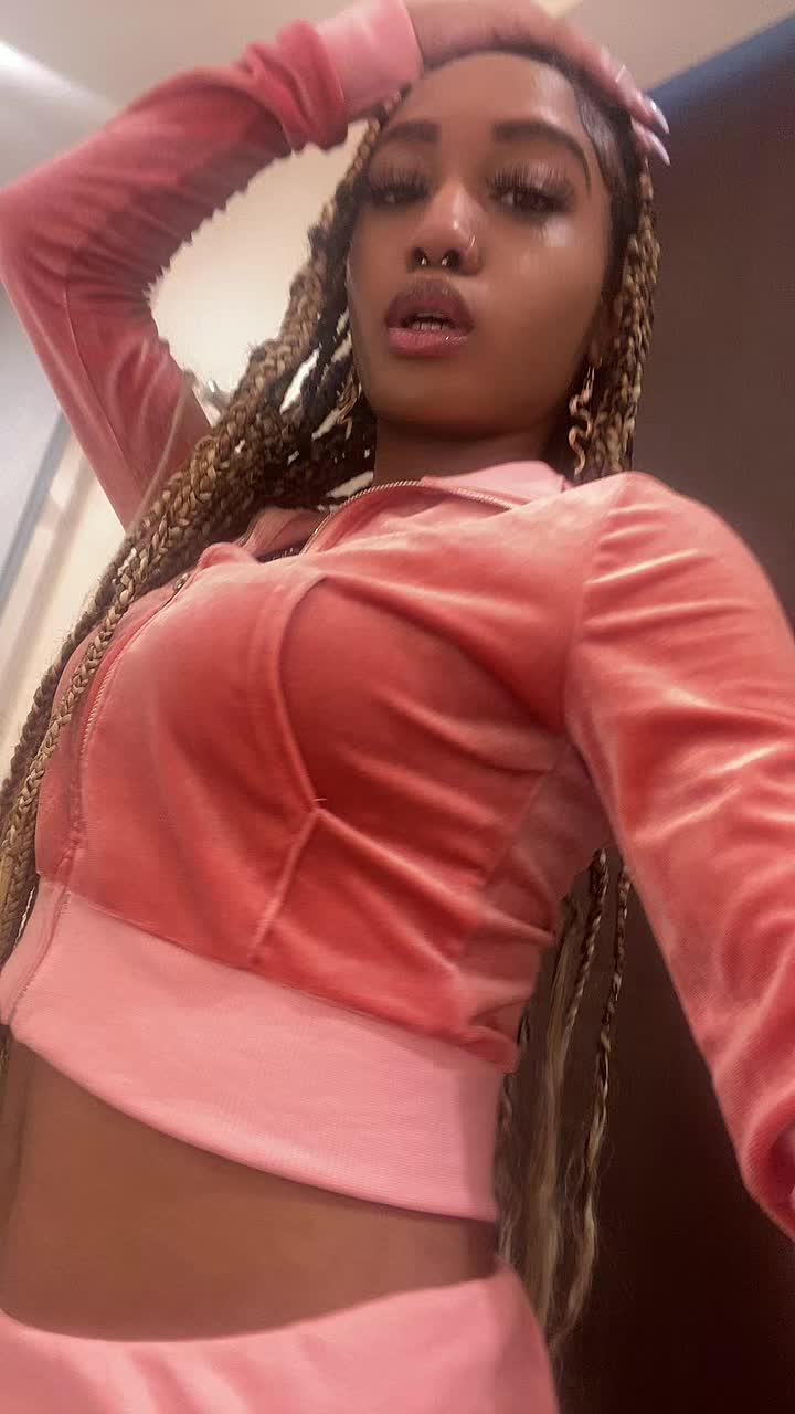 @Amoney💕