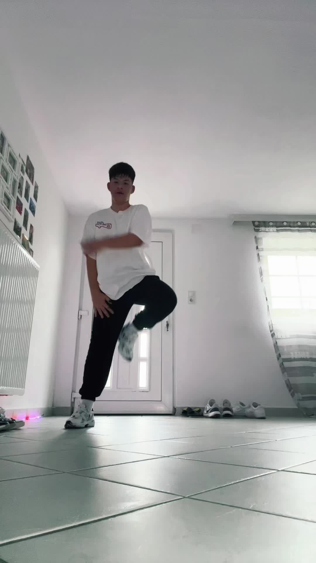 @𝑩𝒂𝒛𝒔𝒊𝒊𝒊