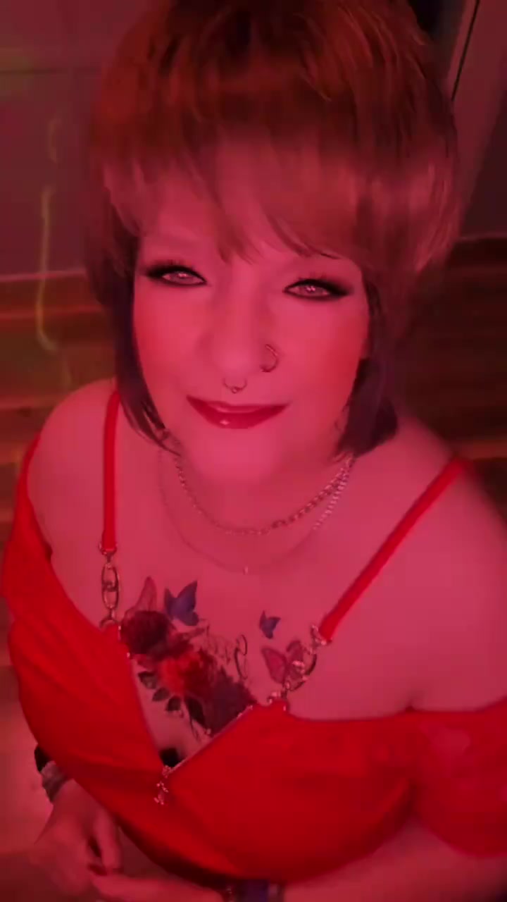 @Queen Sandy🌈🏳️🌈