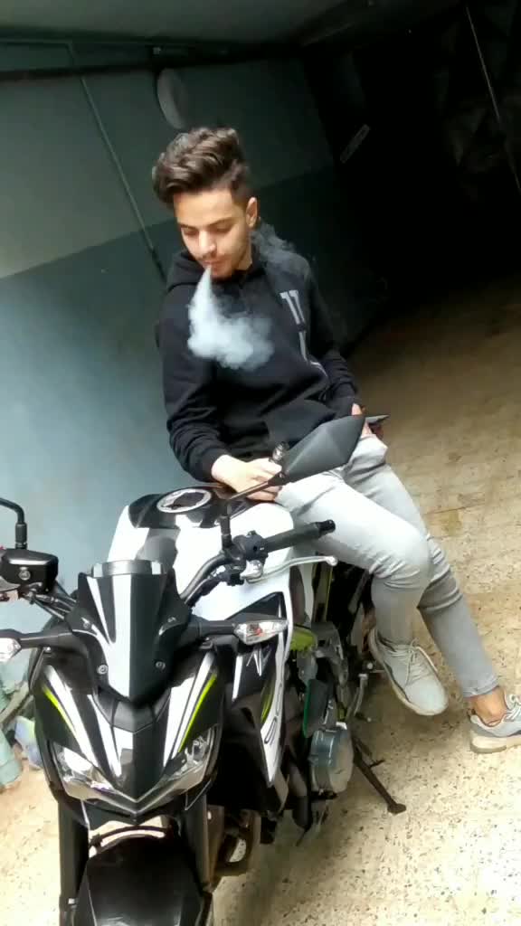 @bref_cest_hamid