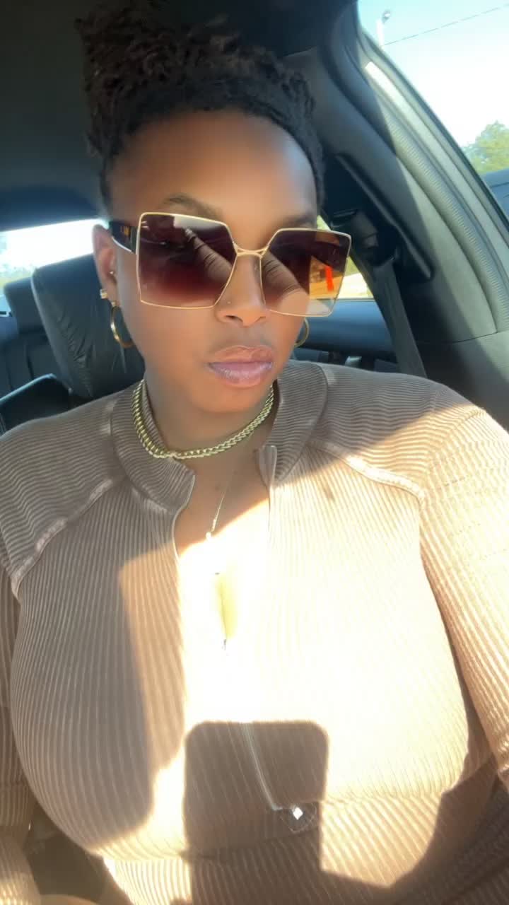 @SHYbutNOTreally