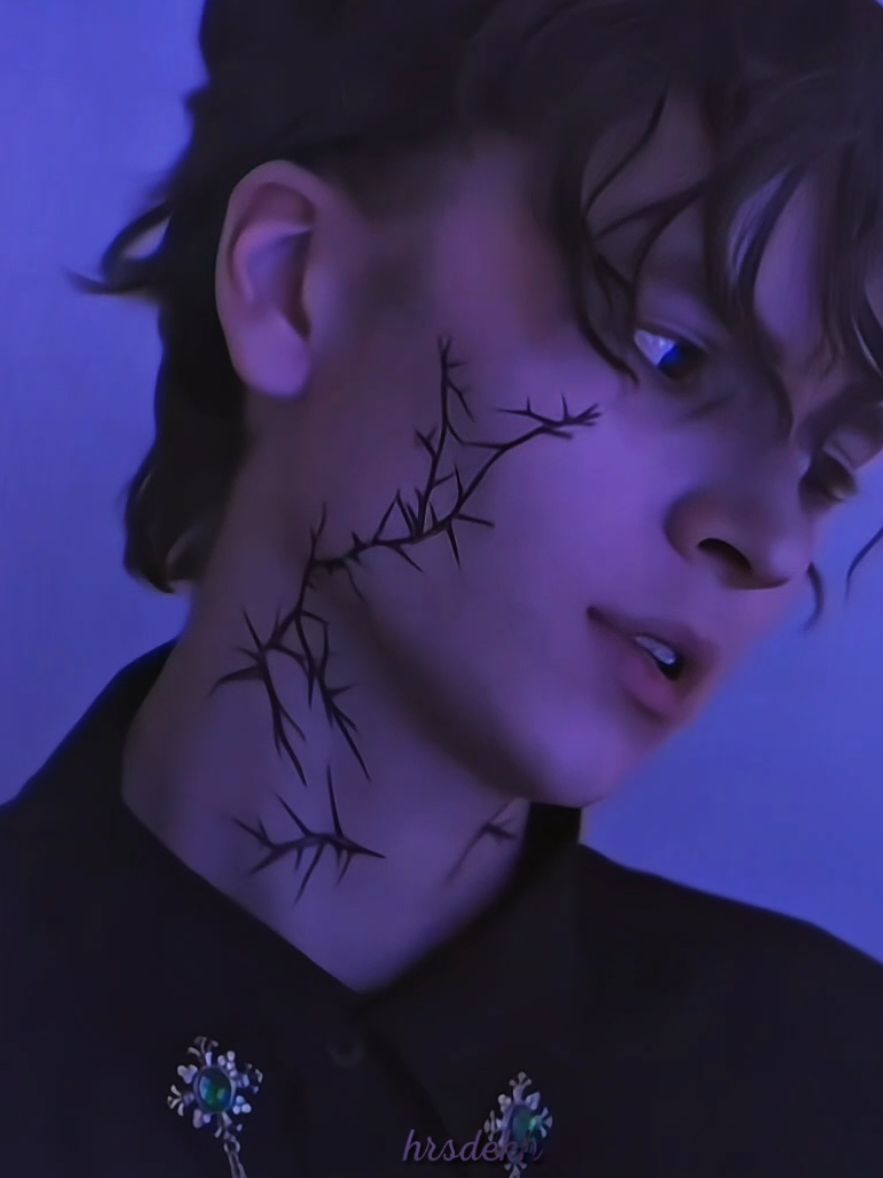 @𝐥𝐚𝐯𝐢𝐧𝐢𝐚 𝐫'.🖤