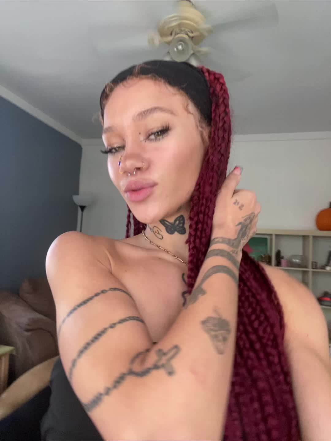 @Alauna