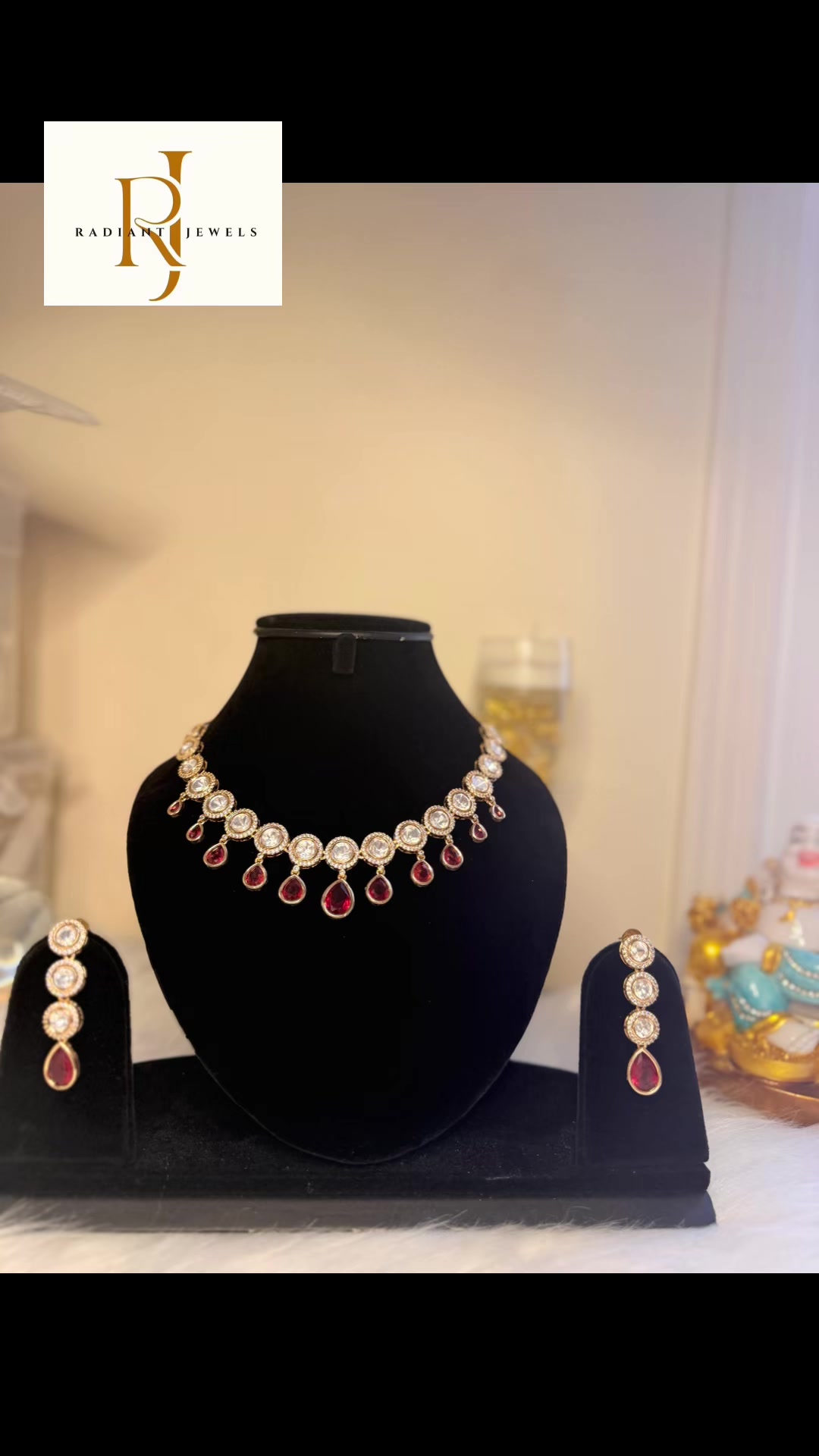 @Famous Radiant Jewels 🇨🇦🍁