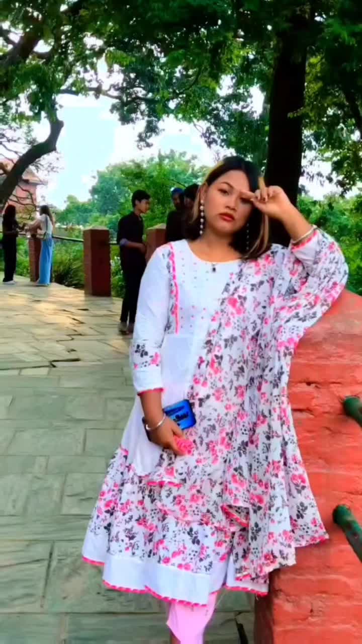 @Alexa 😘Adhkari 🫡