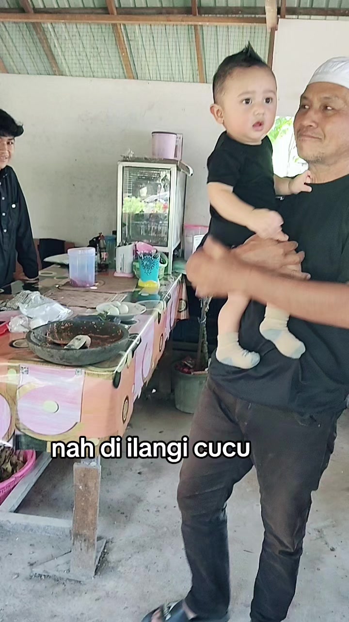 @warung katupat acil ella