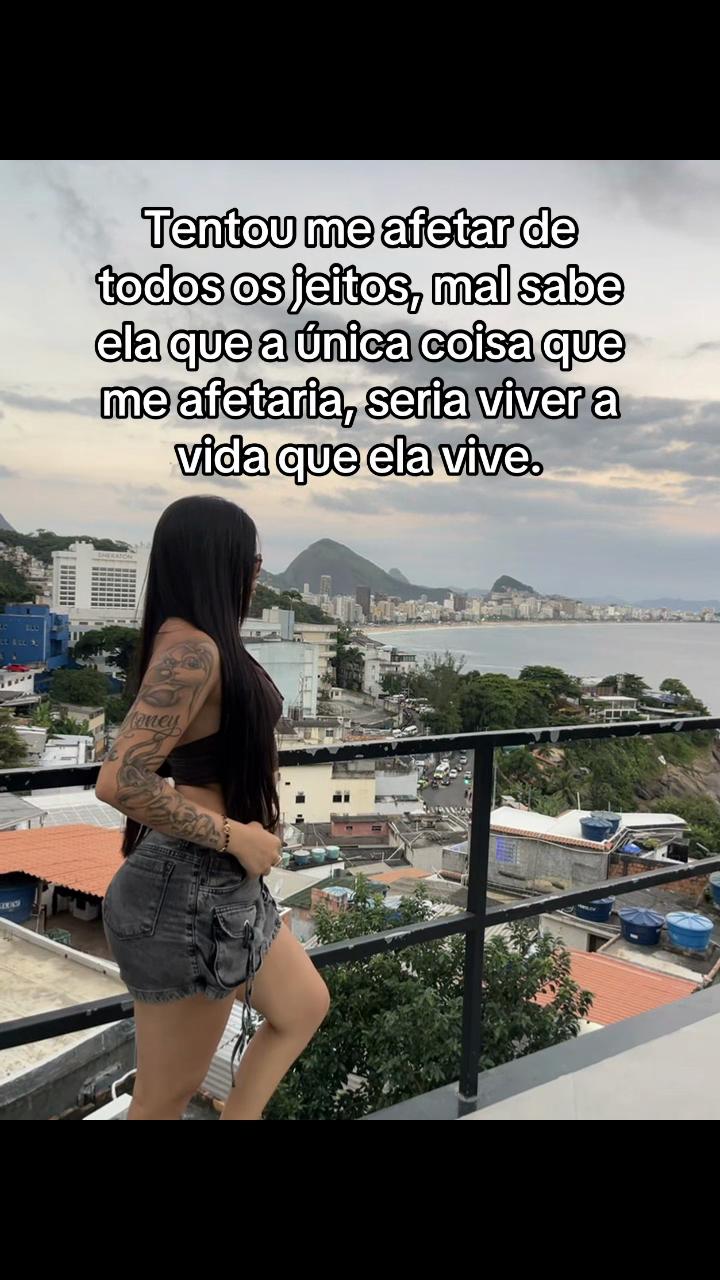 @Rhayna