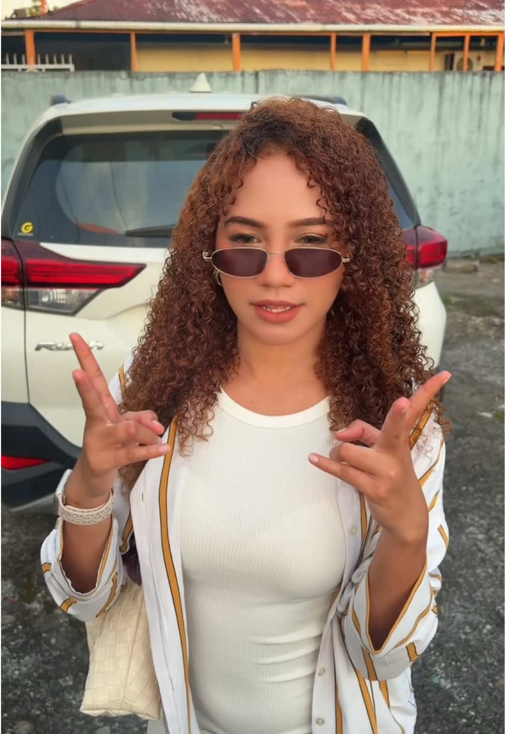 @glowriyah2
