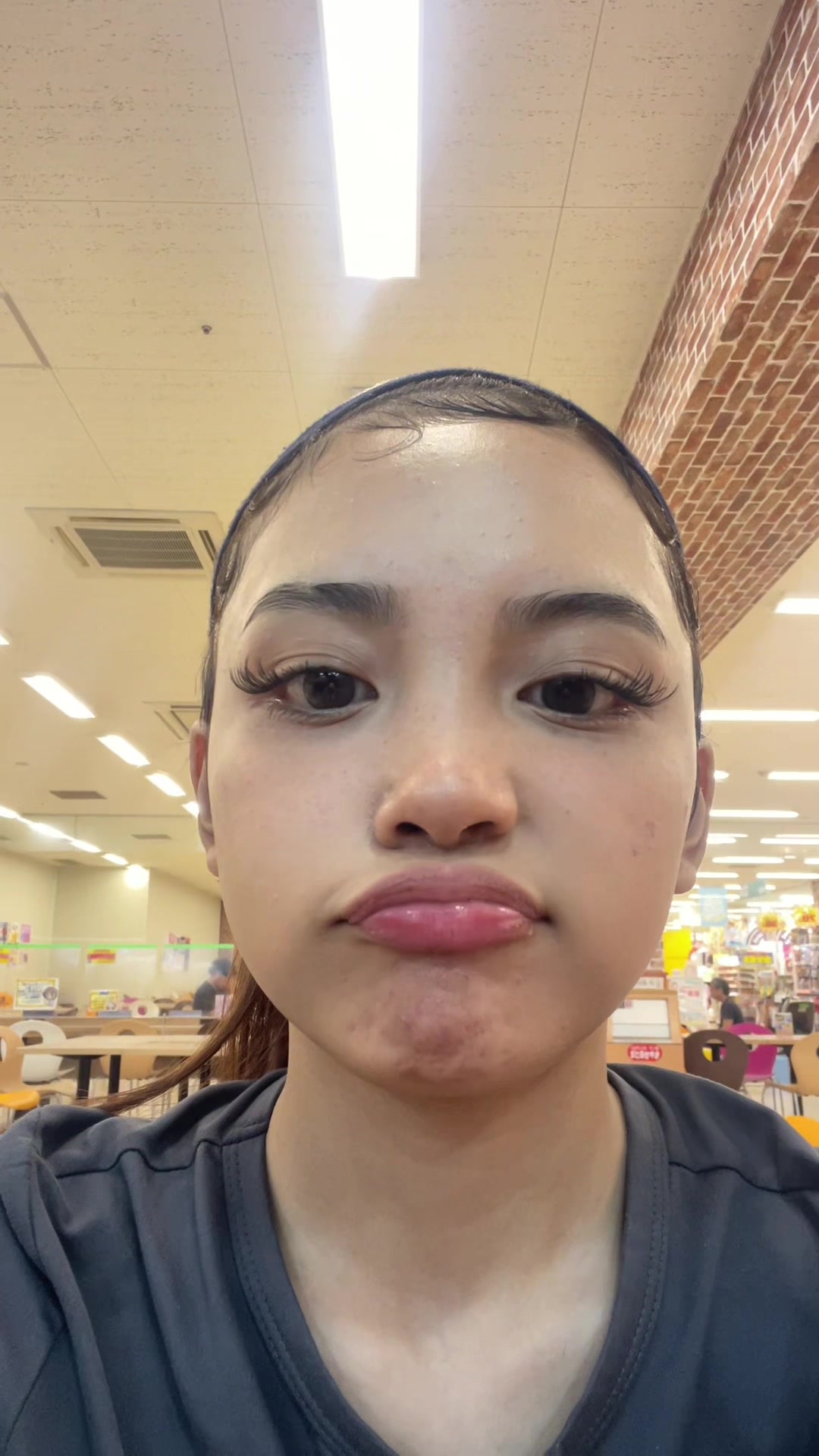 @︎