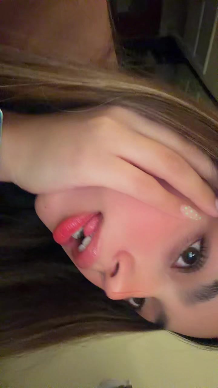 @۫ 𝑚𝑎𝑡𝑦 ⋄