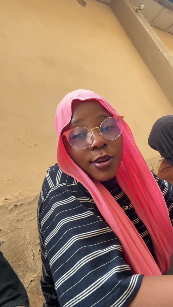 @AYOMIDE 🤞❤️