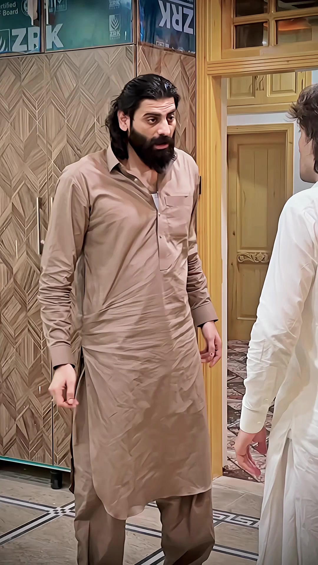 @ChaEnGoO khaN