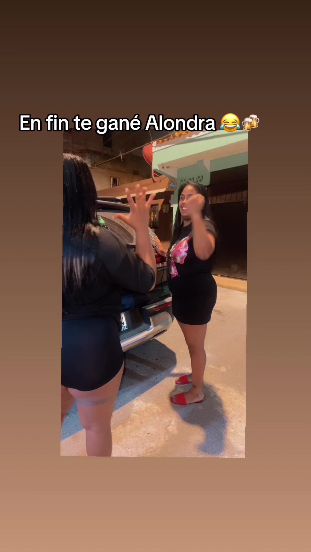 @Anyara_brito