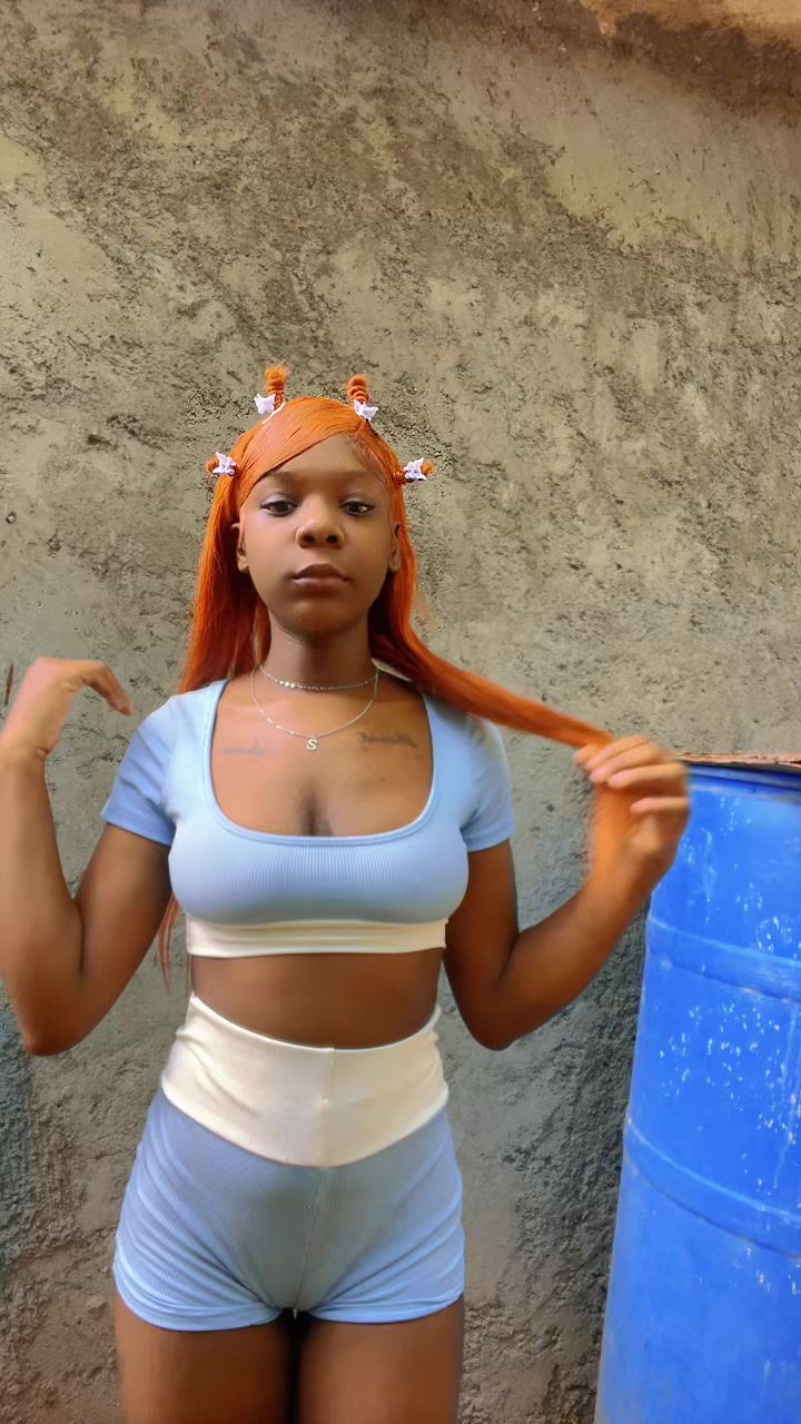 @_shaniek_