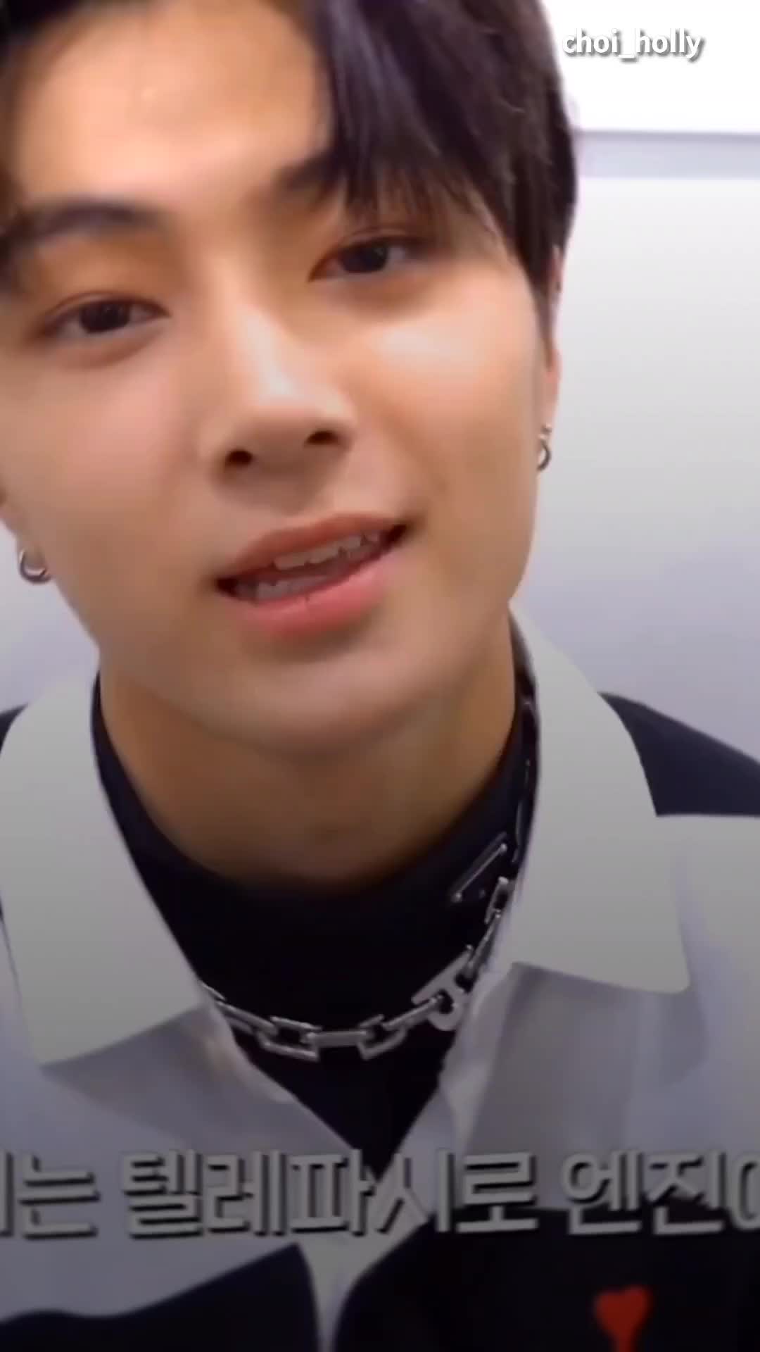 @𝐂𝐇