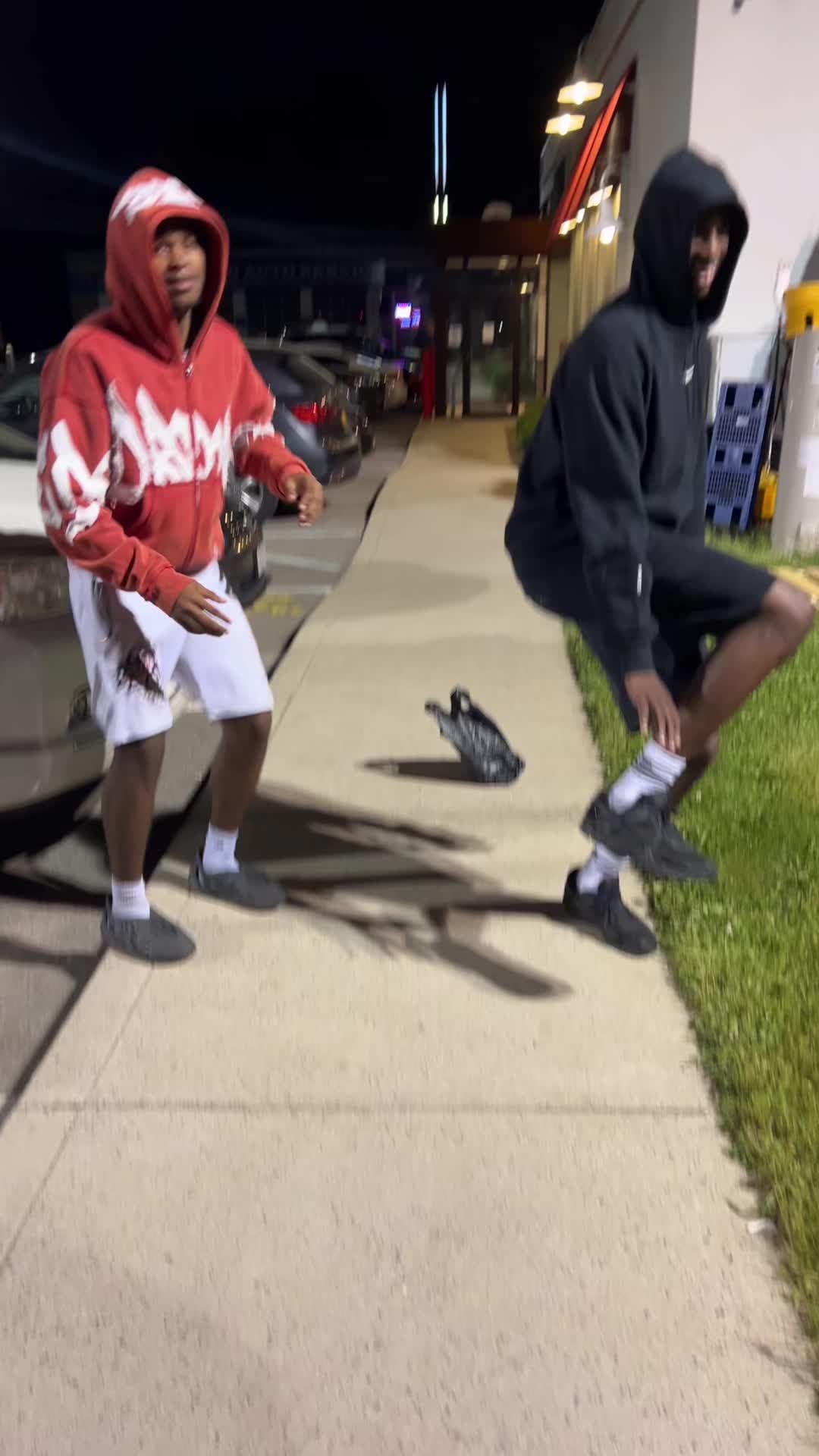 @Zae