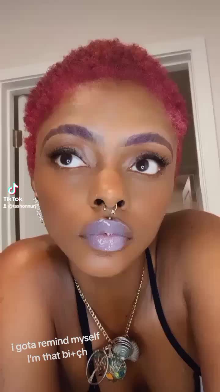 @TeëThêêẞhâçha❤️🤤