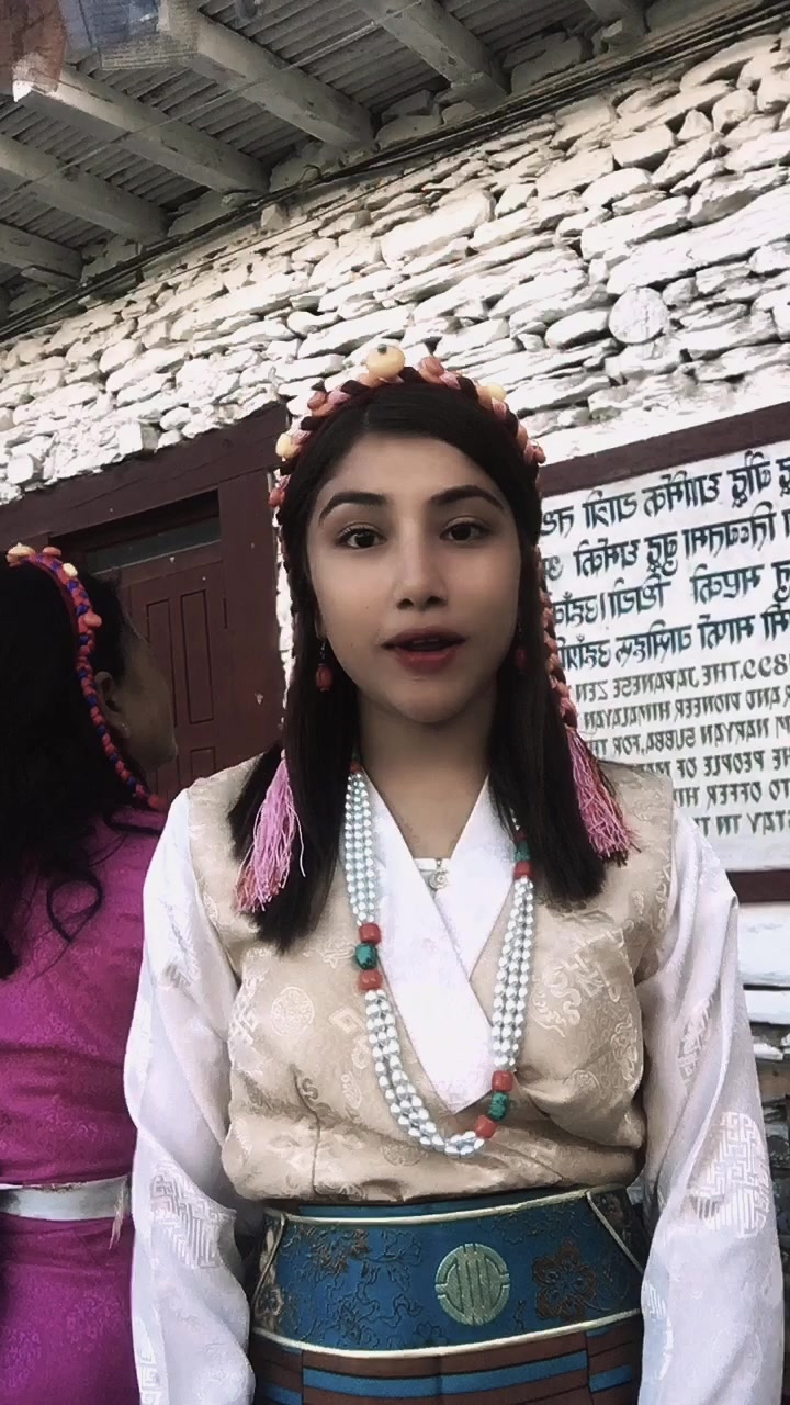 @apikshya👩&zwj;🦰