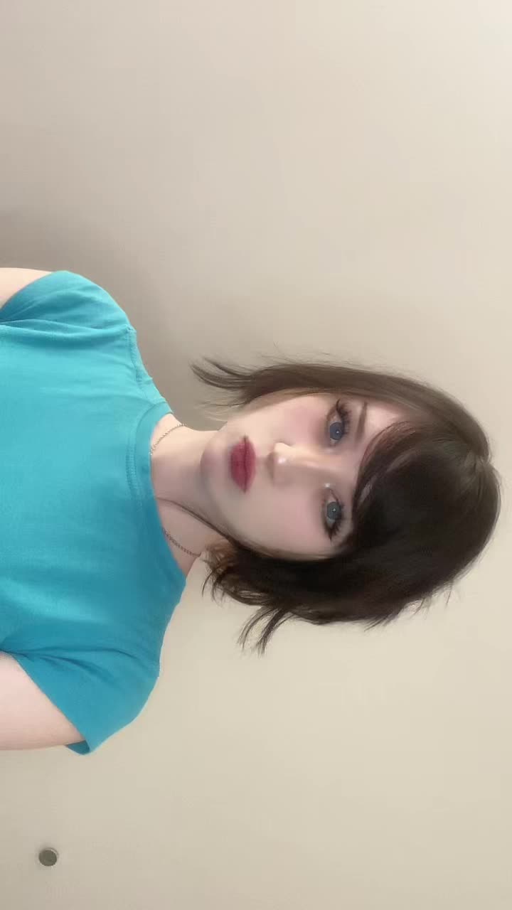 @moekittiez