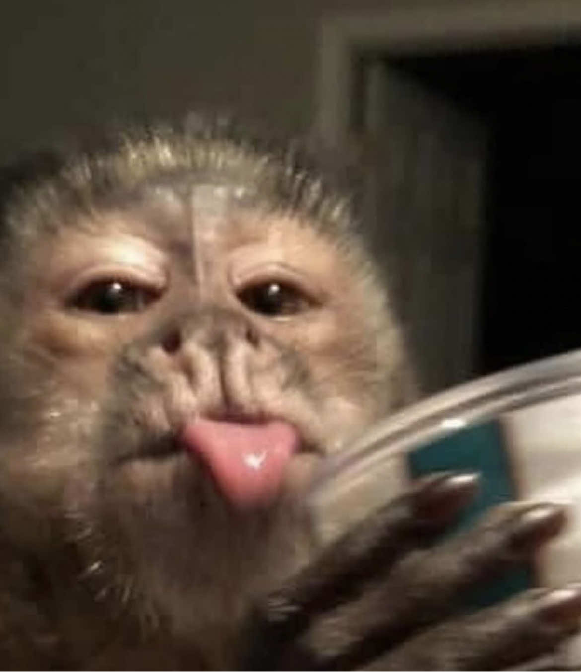@️