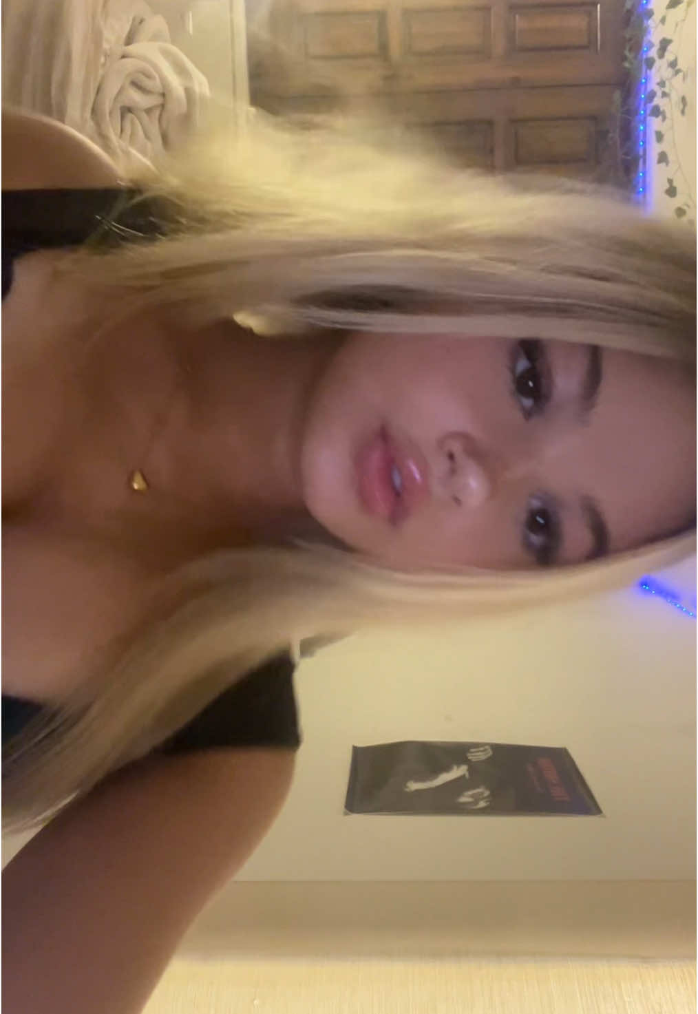 @💋